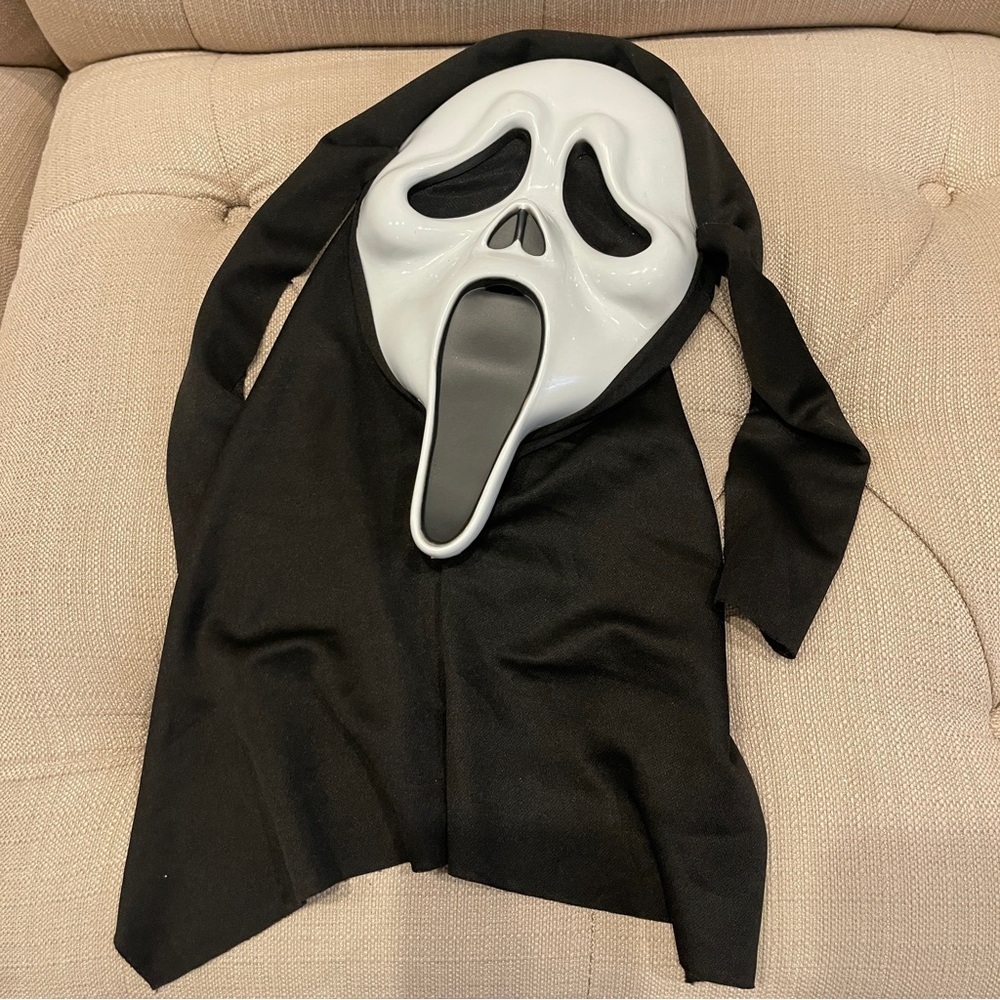 Scary Ghost Face Costume - Black and White